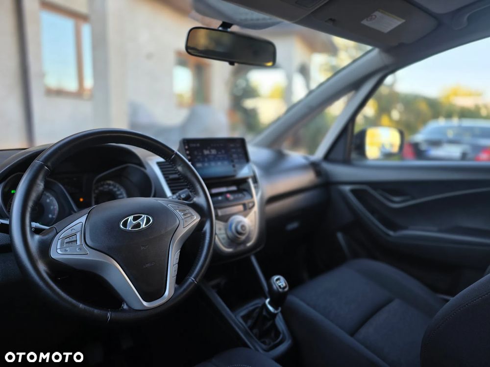 Hyundai ix20 - 18
