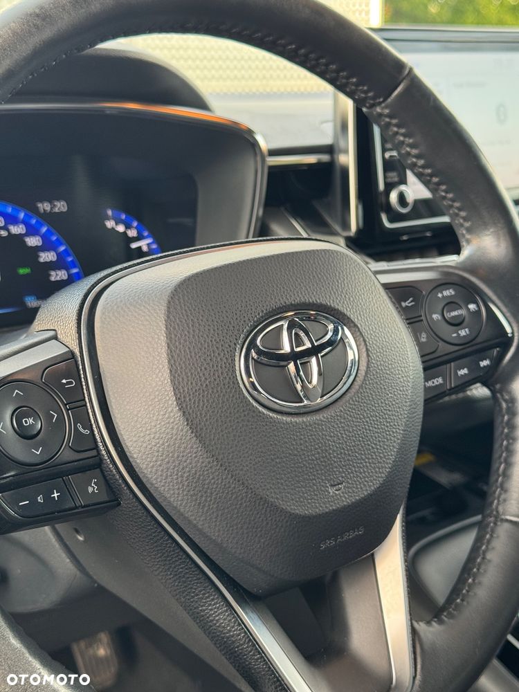 Toyota Corolla 2.0 Hybrid Executive - 15