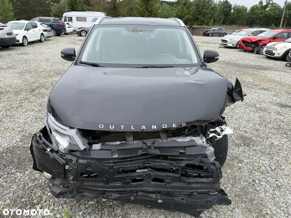Mitsubishi Outlander 2.0 4WD CVT Diamant Edition+ - 9