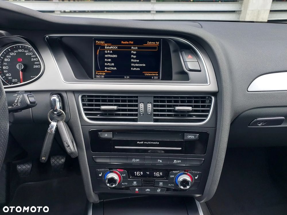 Audi A4 Avant 2.0 TDI DPF quattro S line Sportpaket - 29