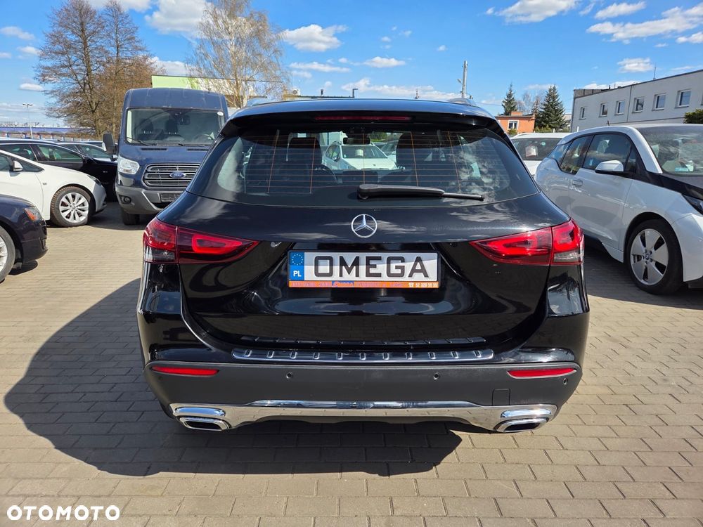 Mercedes-Benz GLA 200 d 8G-DCT - 5