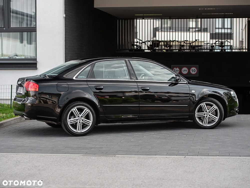 Audi A4 Limousine 1.8 T - 14