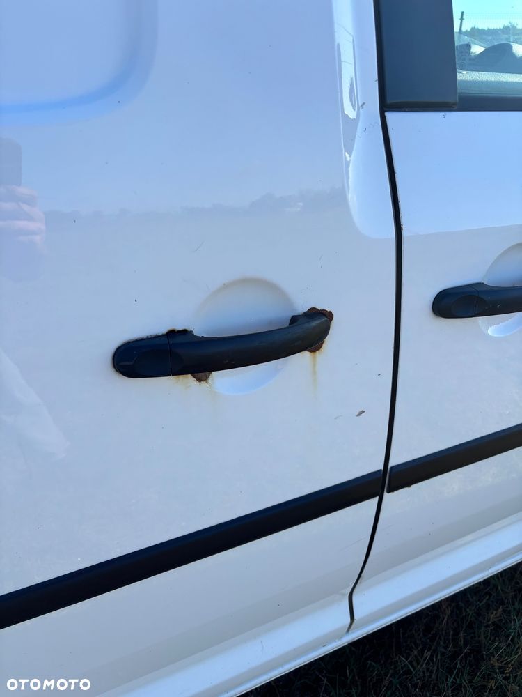 Volkswagen Caddy - 21