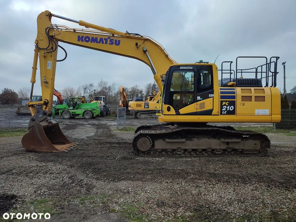 Komatsu PC 210 LC-11 - 1