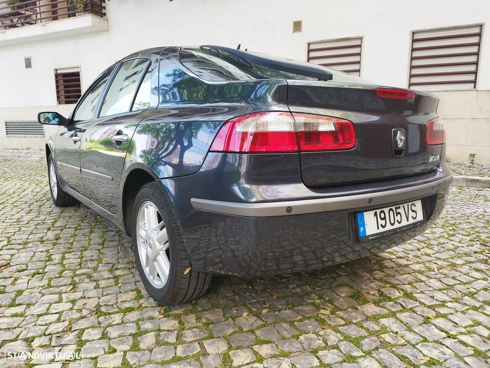 Renault Laguna 1.9 dCi Privilège - 4