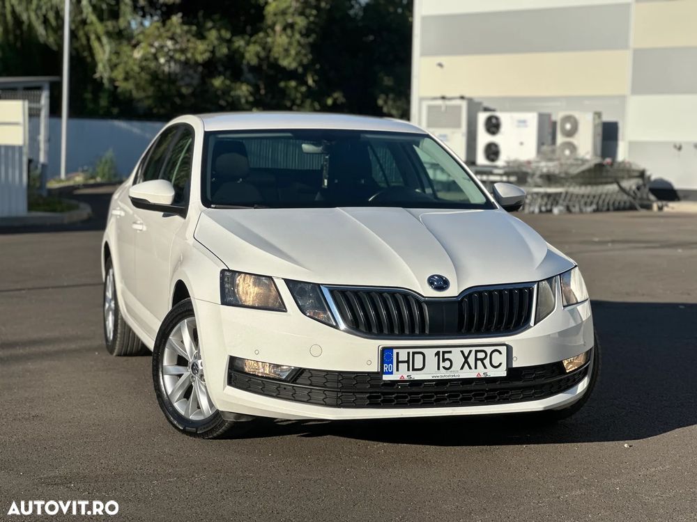Skoda Octavia 1.6 TDI Premium Edition - 2