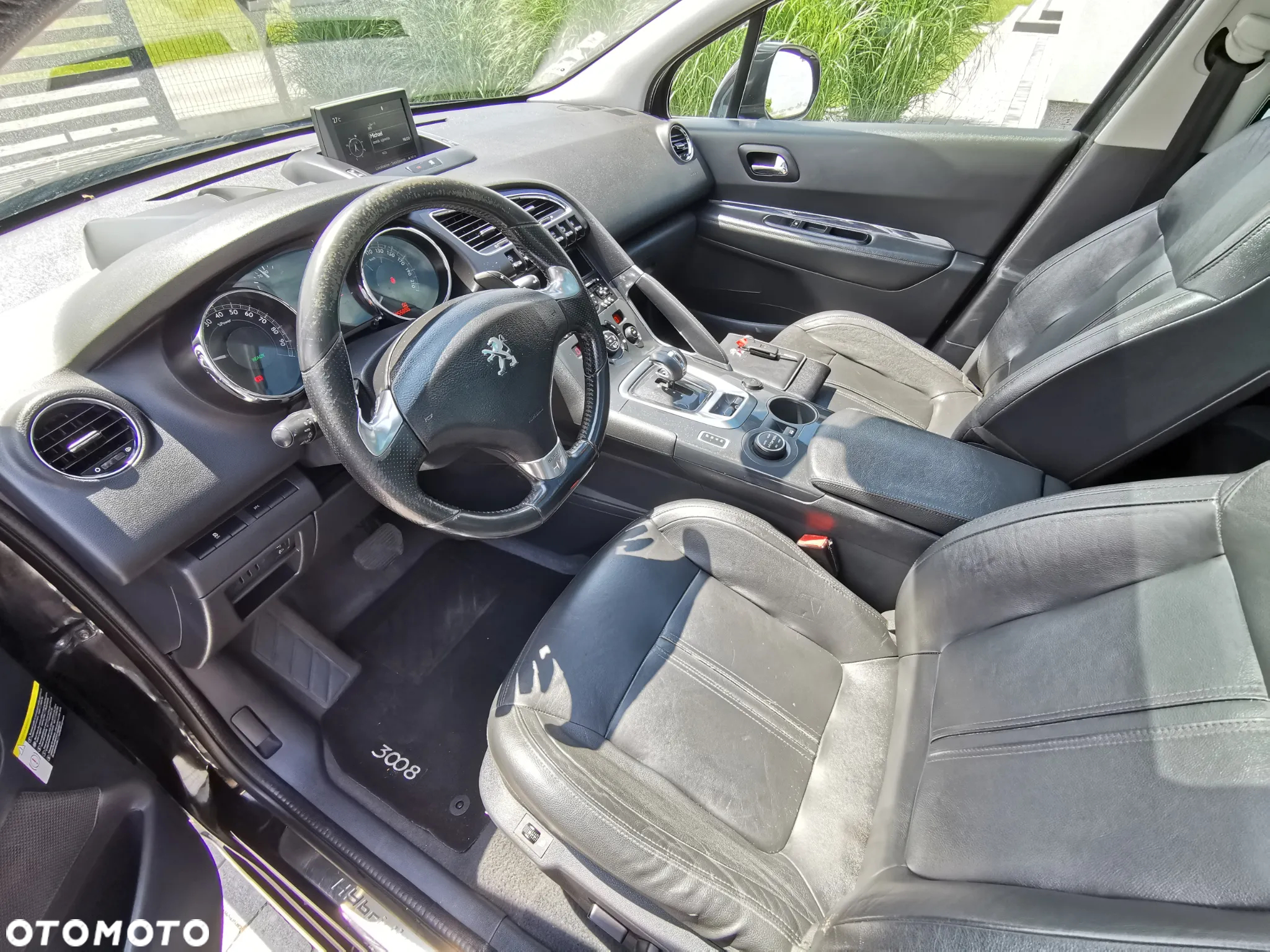 Peugeot 3008 2.0 HDi HYbrid4 - 13