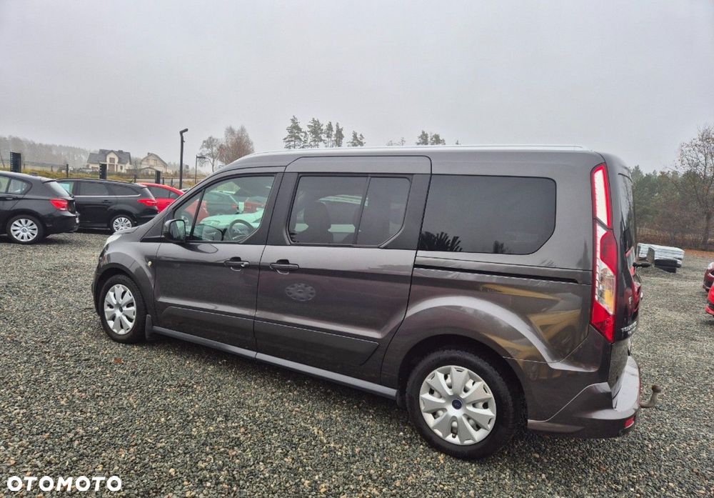 Ford Tourneo Connect Grand - 28