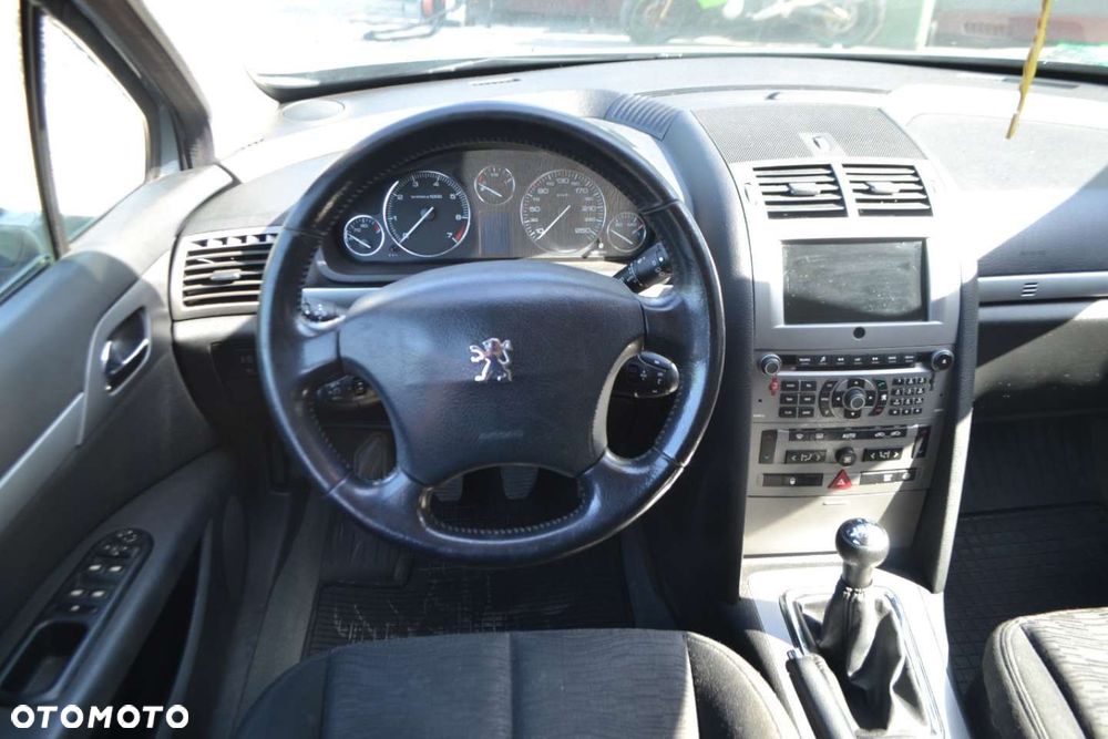 Peugeot 407 - 7