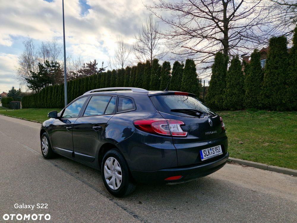 Renault Megane ENERGY dCi 110 Start & Stop LIMITED - 22