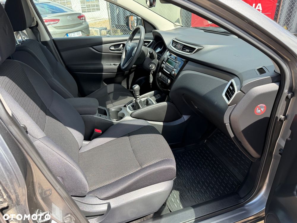 Nissan Qashqai 1.2 DIG-T Tekna EU6 - 8