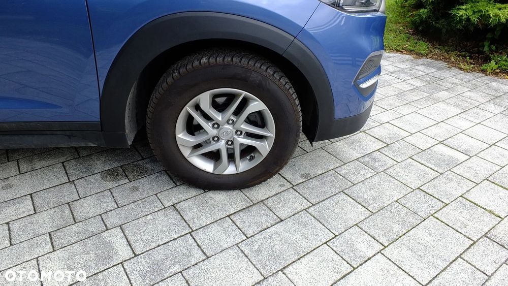 Hyundai Tucson 1.7 CRDI BlueDrive Style 2WD - 18