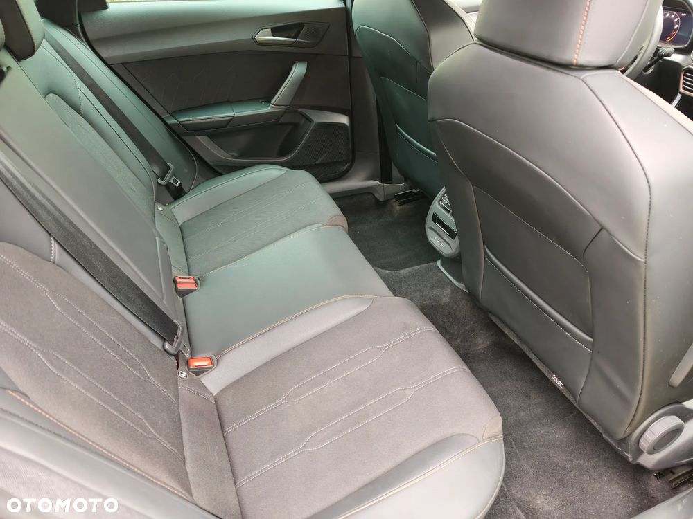 Cupra Leon 1.5 eTSI DSG - 17