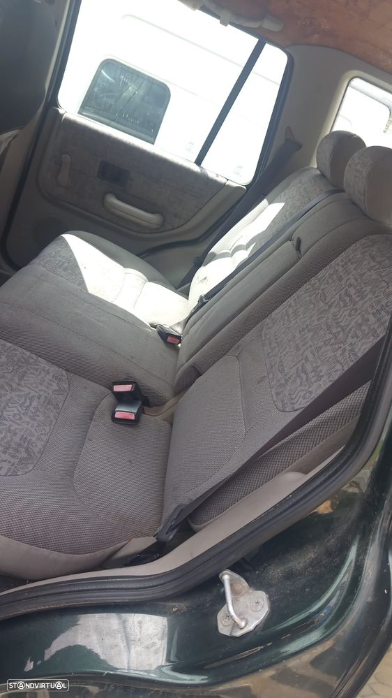 Land Rover Freelander 2.0 di - 3