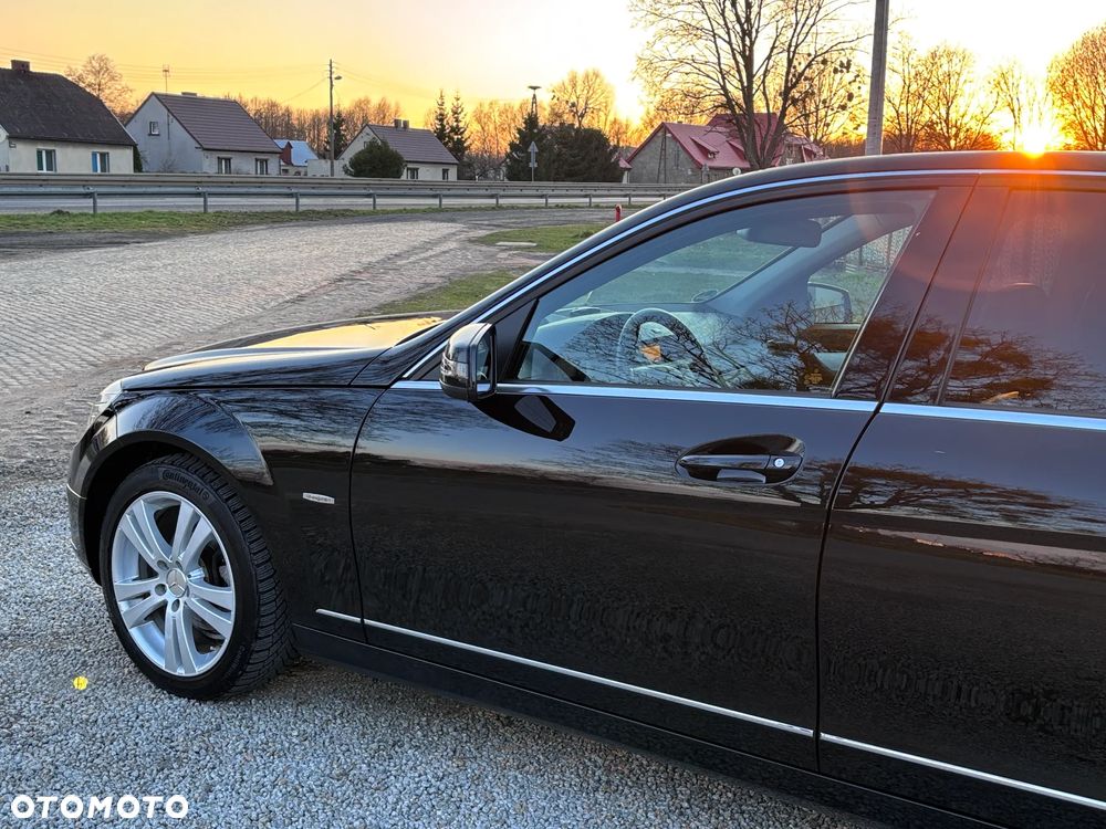 Mercedes-Benz Klasa C 180 Kompressor Avantgarde - 26