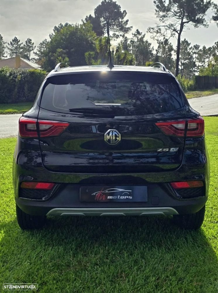 MG ZS EV 44.5 kWh Luxury - 5
