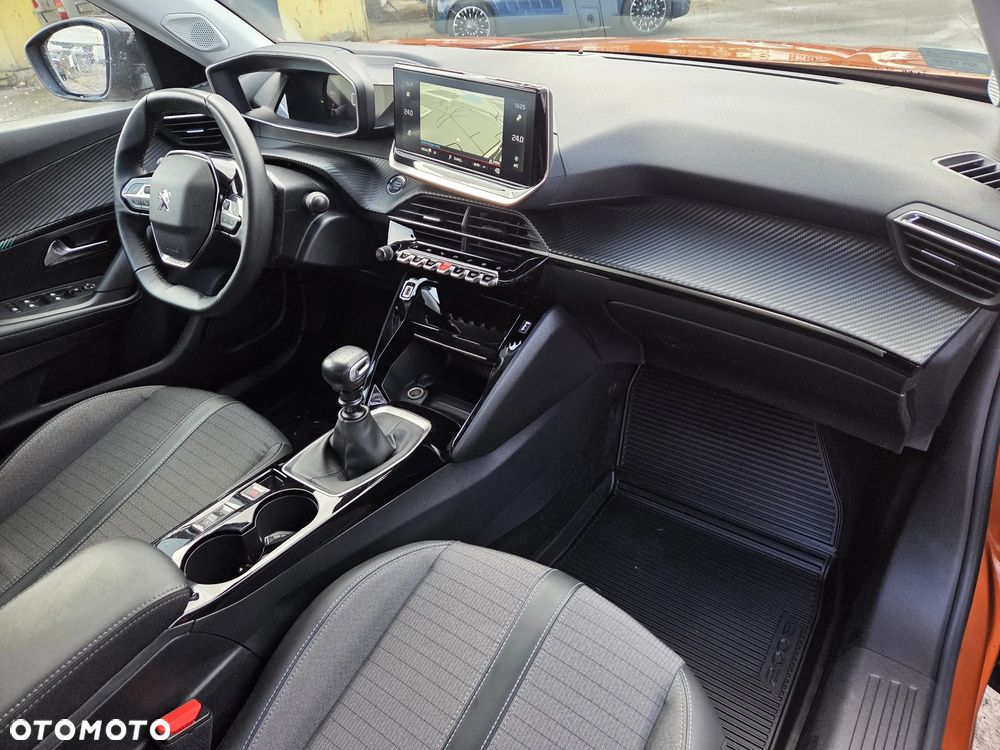 Peugeot 2008 1.2 PureTech Allure Pack S&S - 11