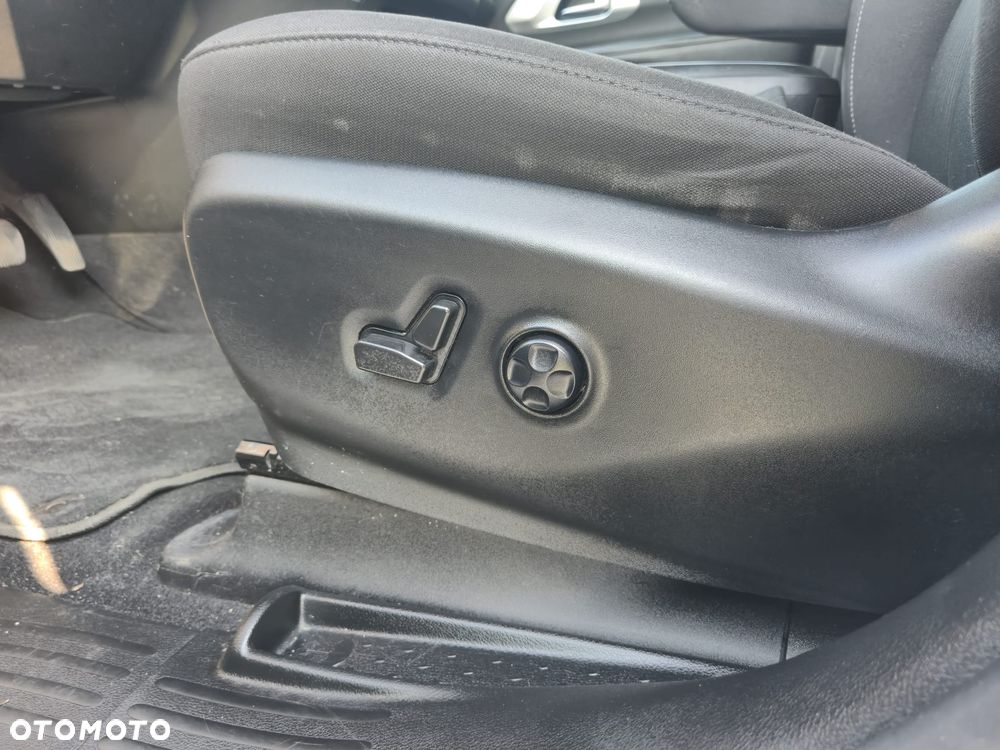 Chrysler Pacifica - 22
