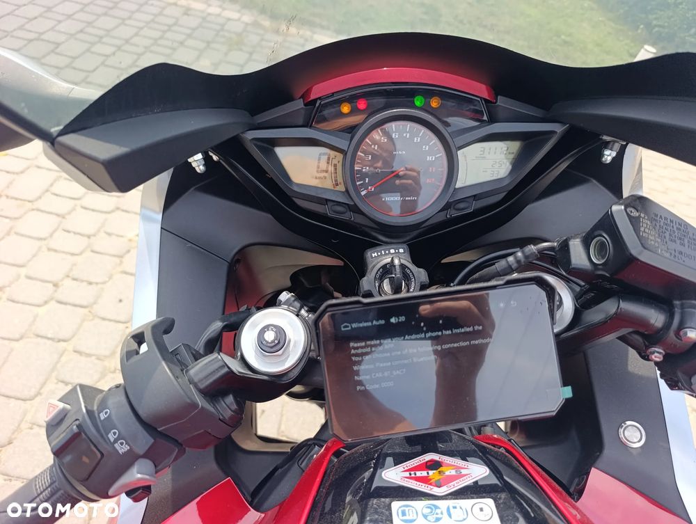 Honda VFR - 19