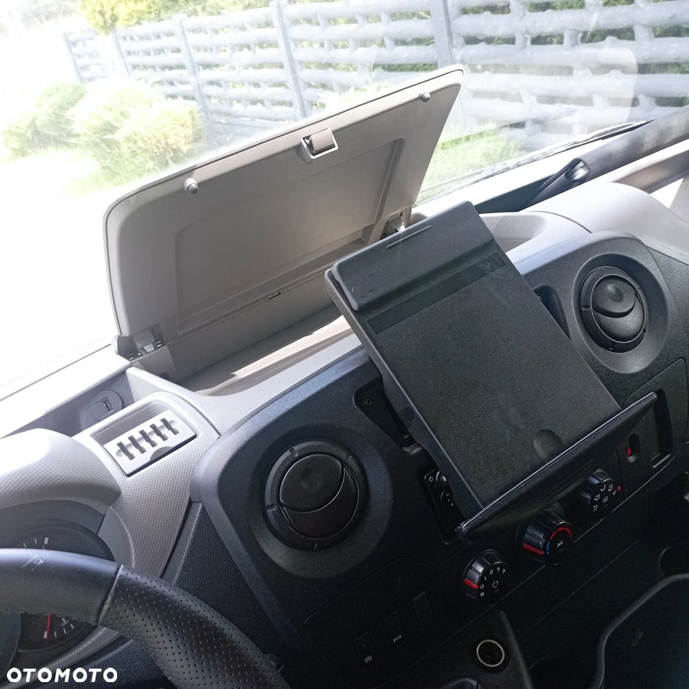 Renault Master - 29