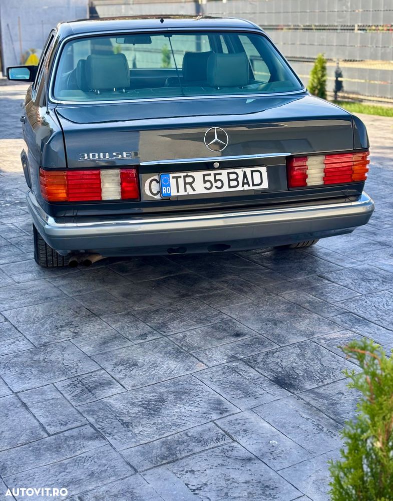 Mercedes-Benz W126 - 4