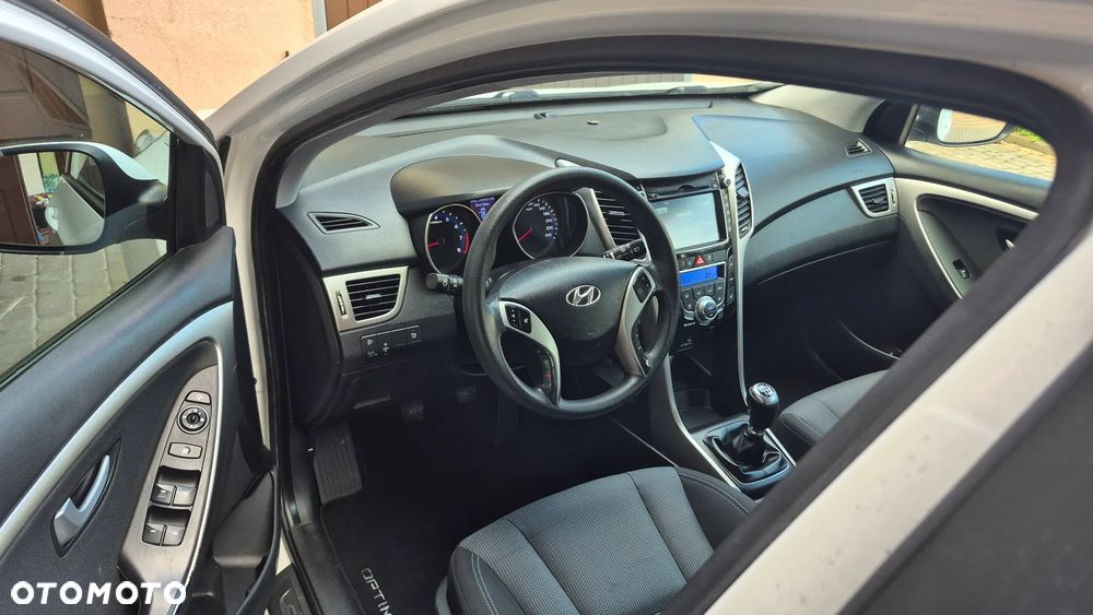 Hyundai i30 1.4 BlueDrive Comfort - 19