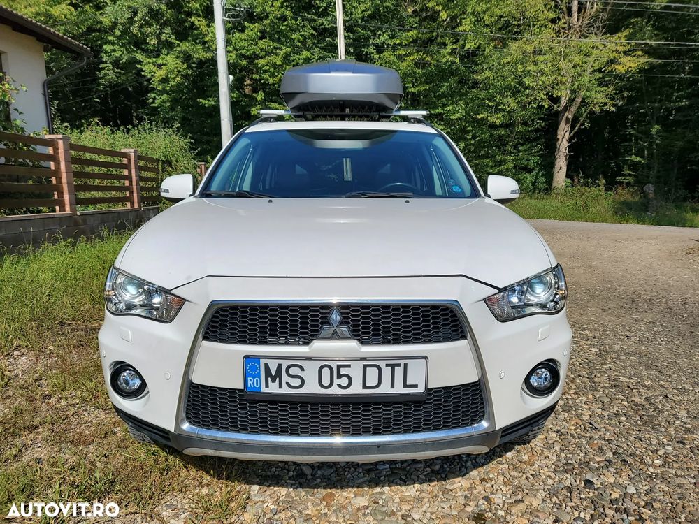Mitsubishi Outlander 2.2 DI-D 4WD TC-SST Instyle - 9