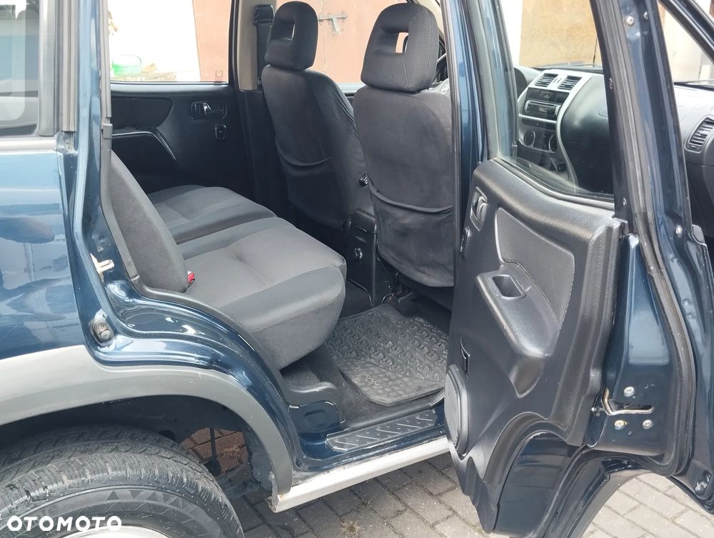 Nissan Terrano II 2.7 TDi Comfort - 8