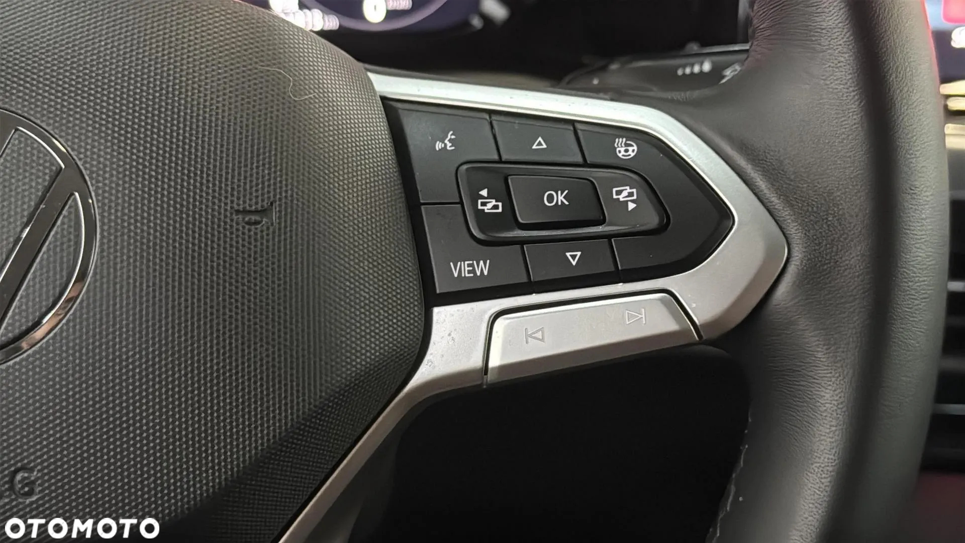 Volkswagen Golf VIII 1.5 eTSI EVO Style DSG - 30