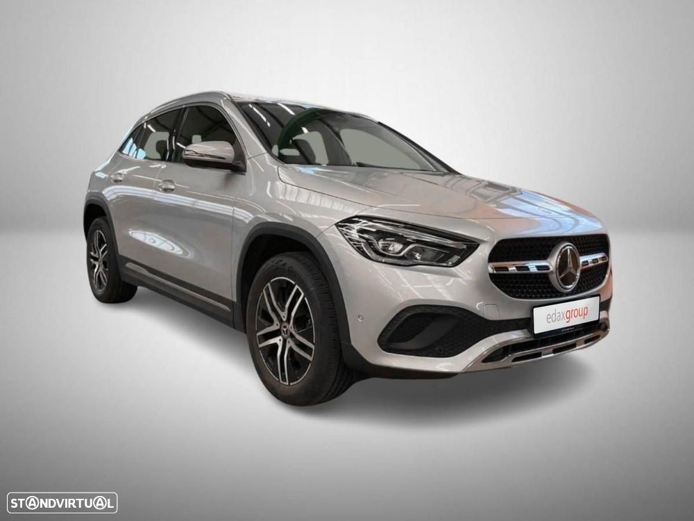 Mercedes-Benz GLA 180 7G-DCT Progressive - 1