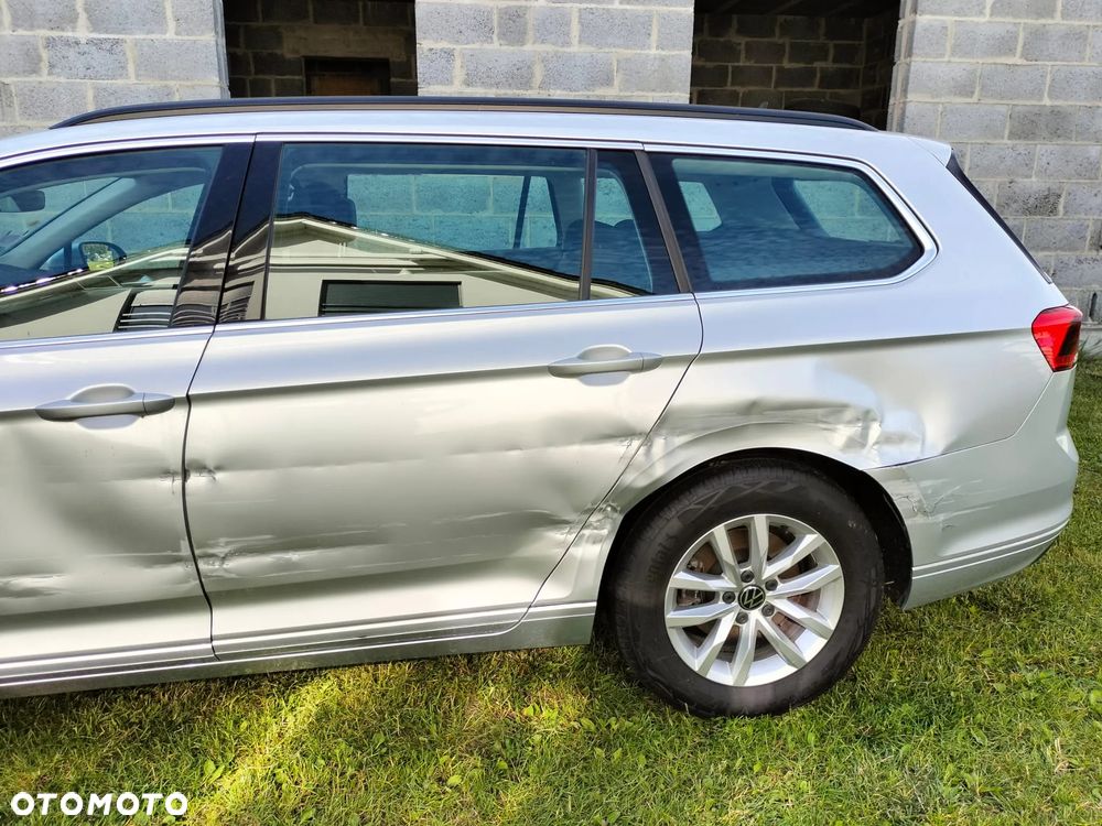 Volkswagen Passat 2.0 TDI SCR DSG - 22