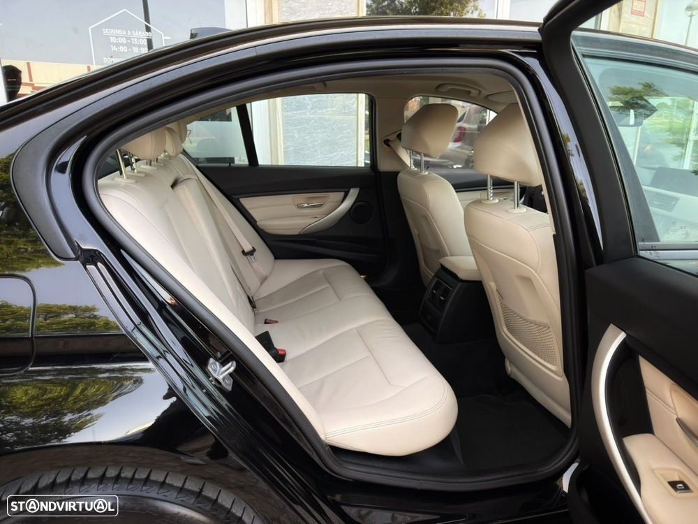 BMW 330 e iPerformance Advantage - 7