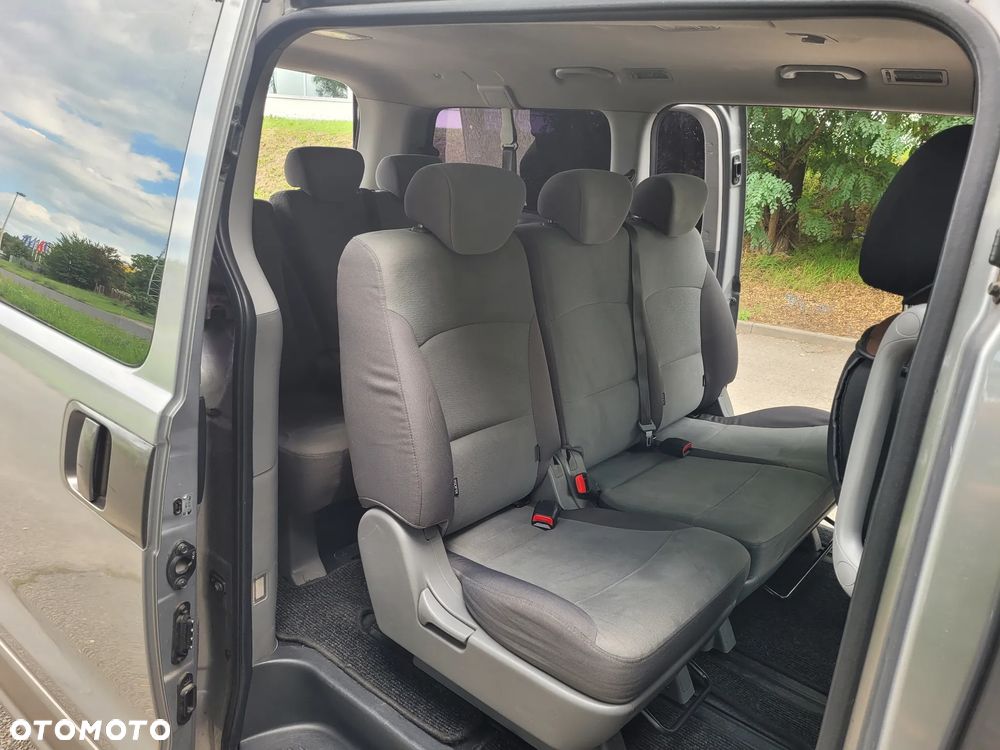 Hyundai H-1 2.5 CRDi Premium - 14
