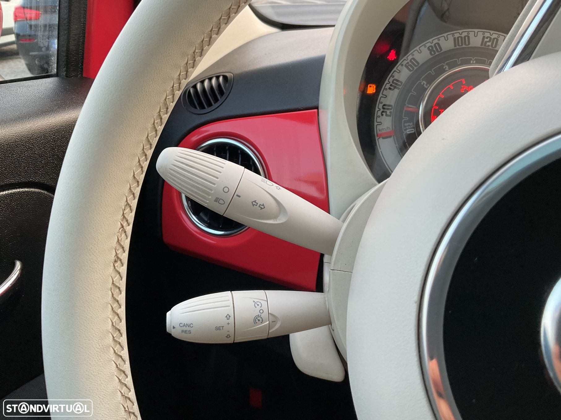 Fiat 500 1.0 Hybrid Lounge - 27