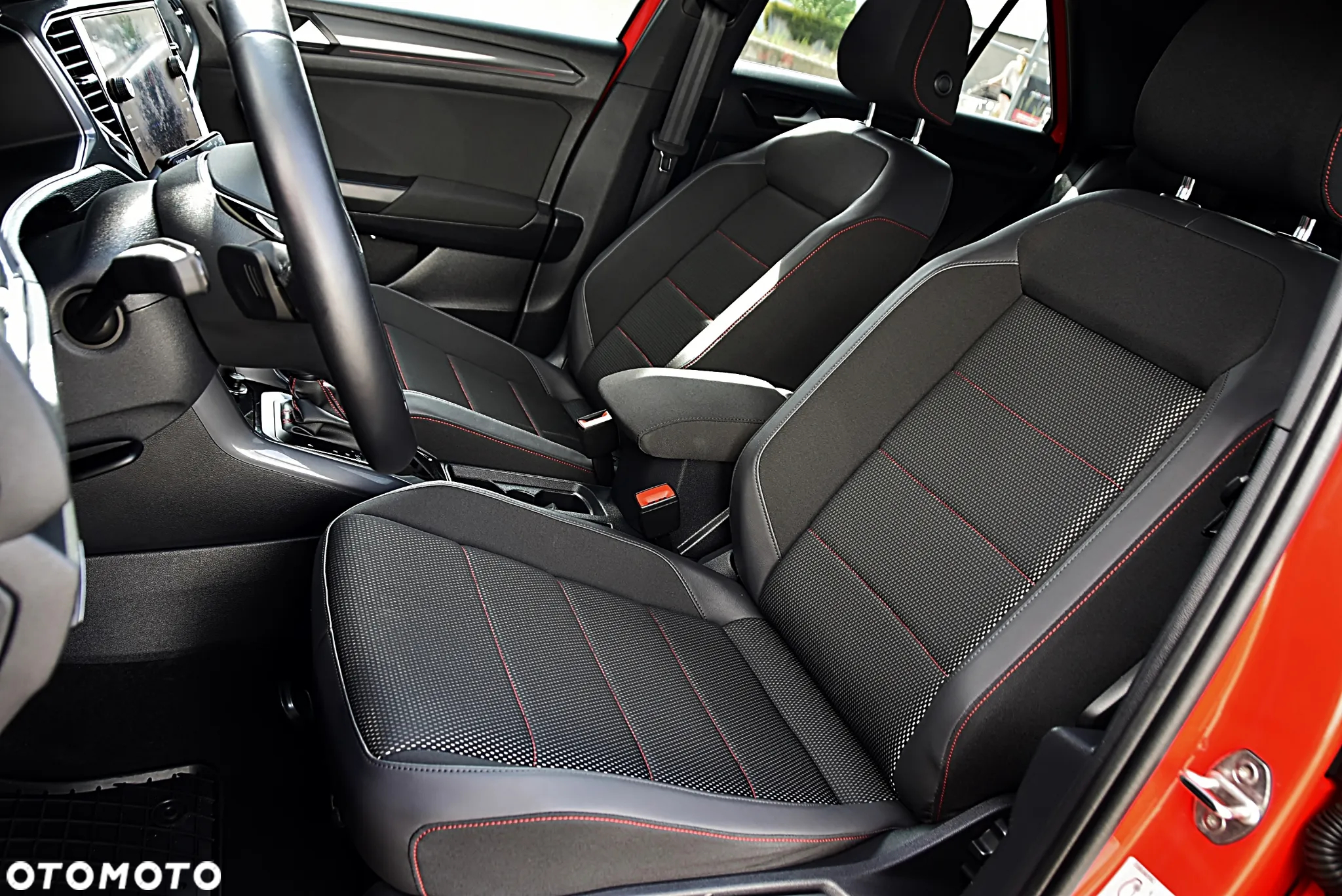 Volkswagen T-Roc 1.5 TSI GPF ACT Premium DSG - 18
