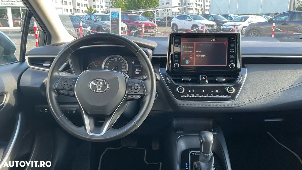 Toyota Corolla 1.8 HSD Business - 21