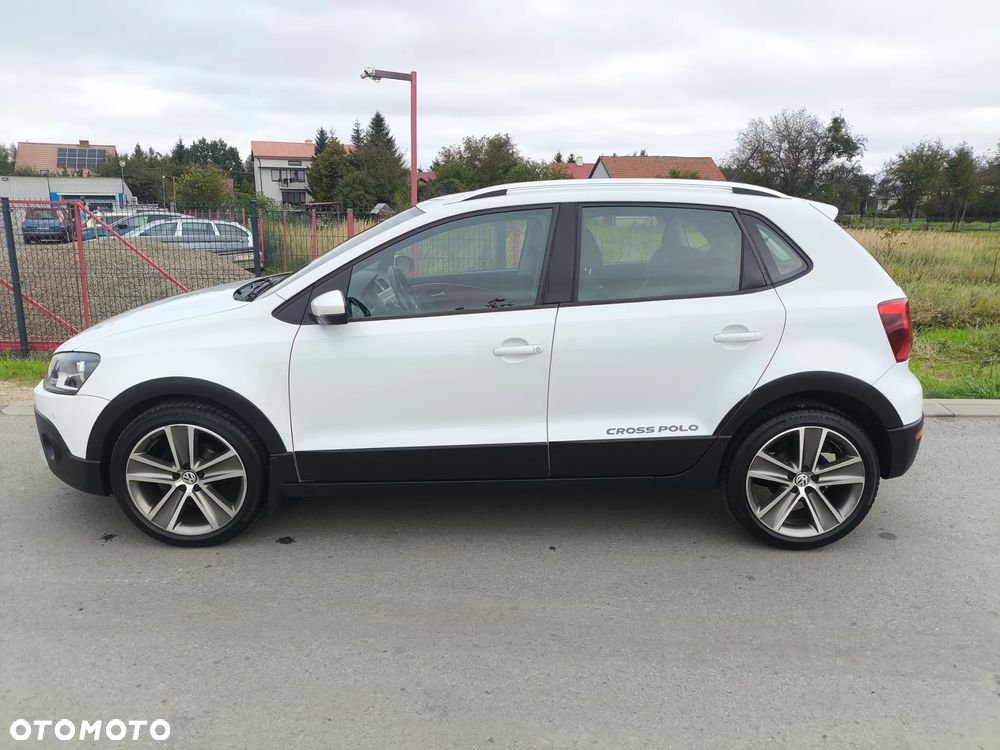 Volkswagen Polo 1.2 TSI DSG Cross Urban White - 8