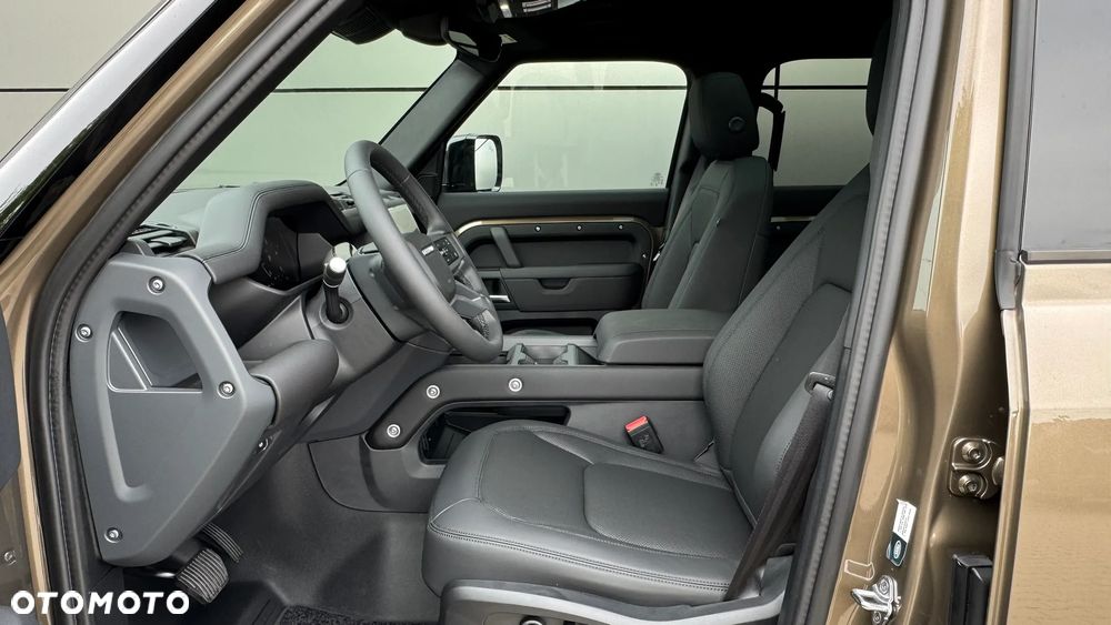Land Rover Defender 3.0 D350 mHEV X-Dynamic SE - 8