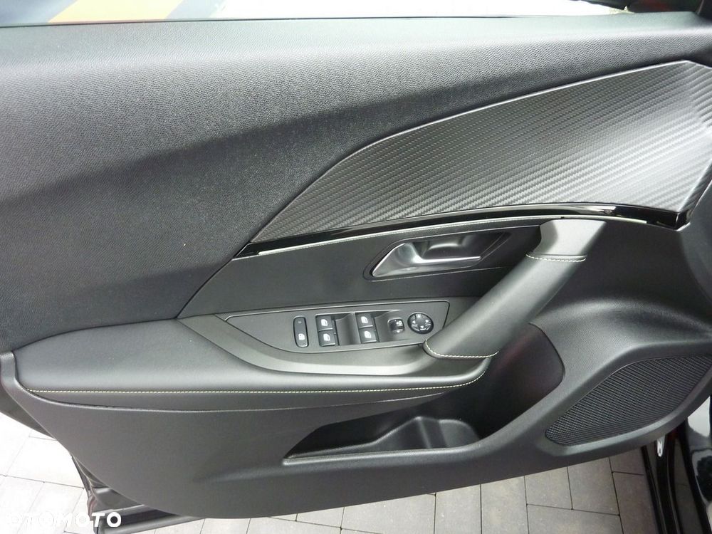 Peugeot 2008 - 36