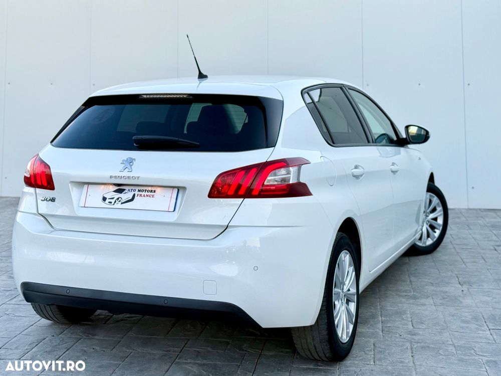 Peugeot 308 1.2 L PureTech Turbo Active - 4
