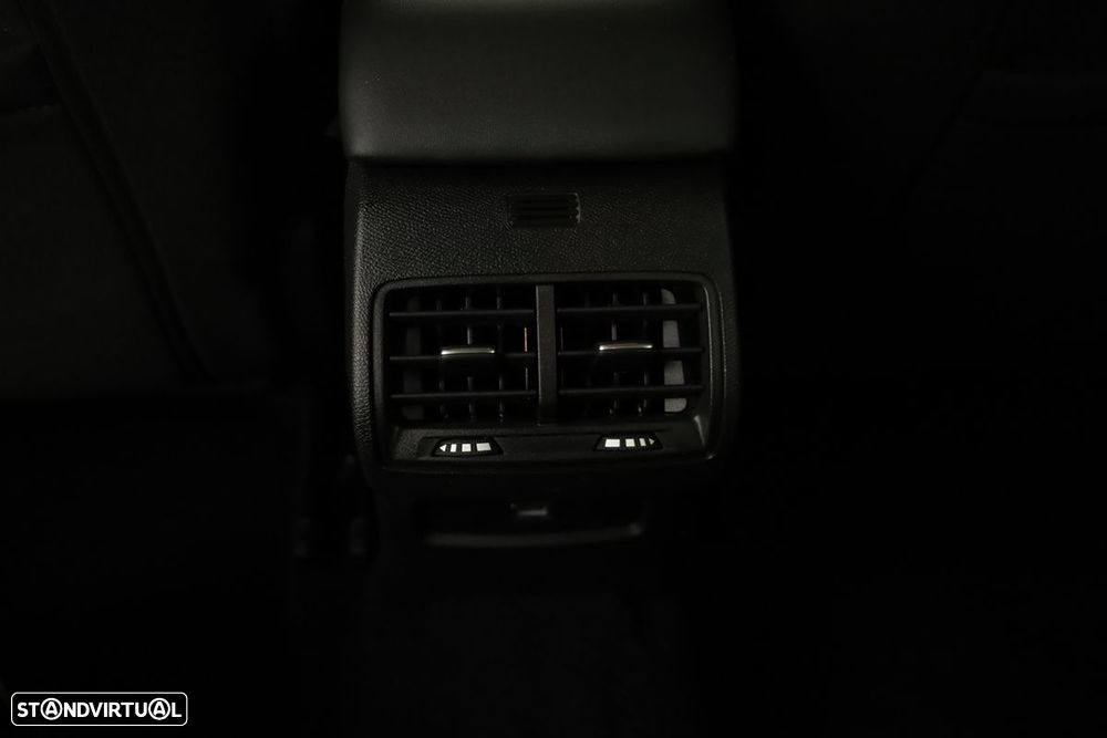 Citroën C4 1.2 Hybrid Max e-DSC6 - 24