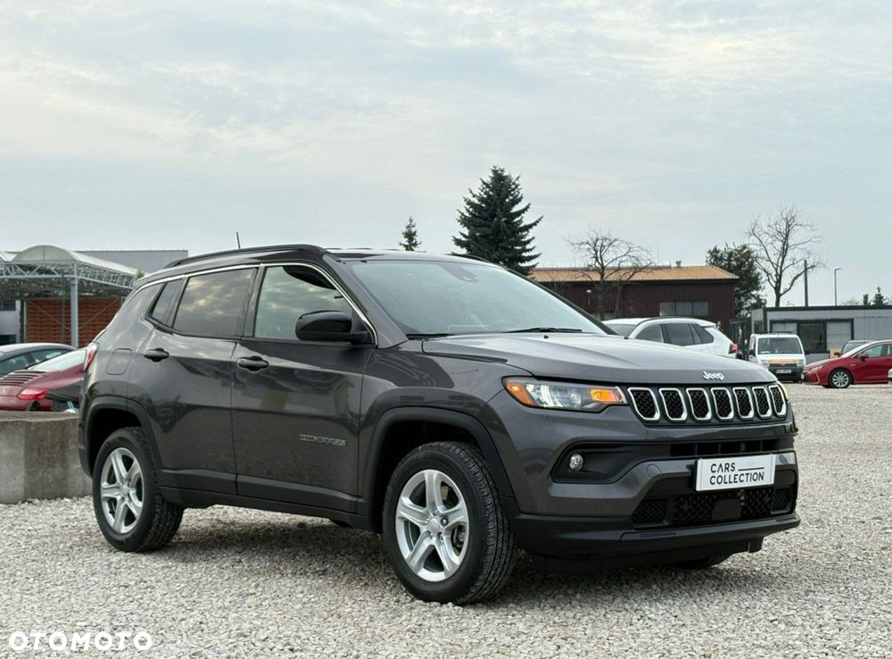 Jeep Compass - 2