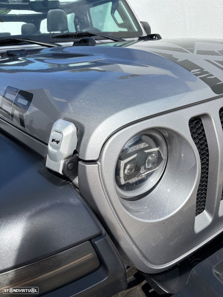 Jeep Wrangler - 18