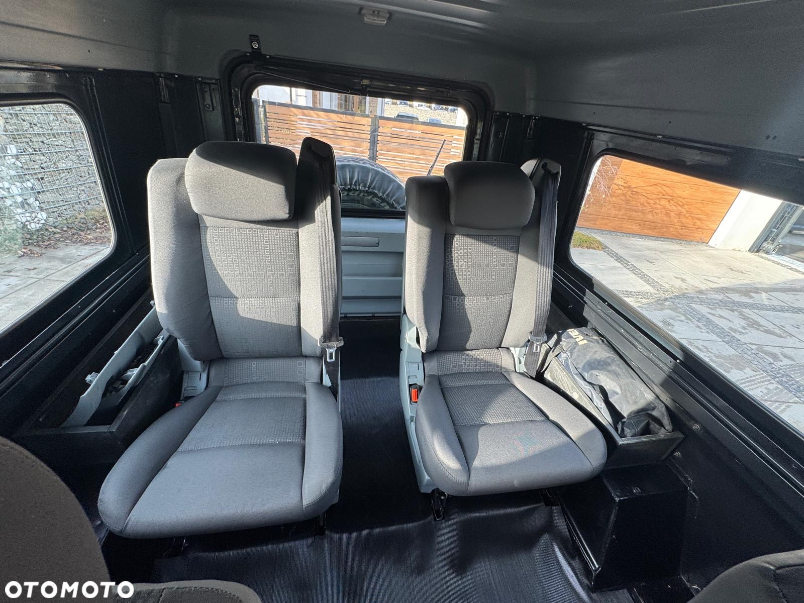 Iveco Massif - 24