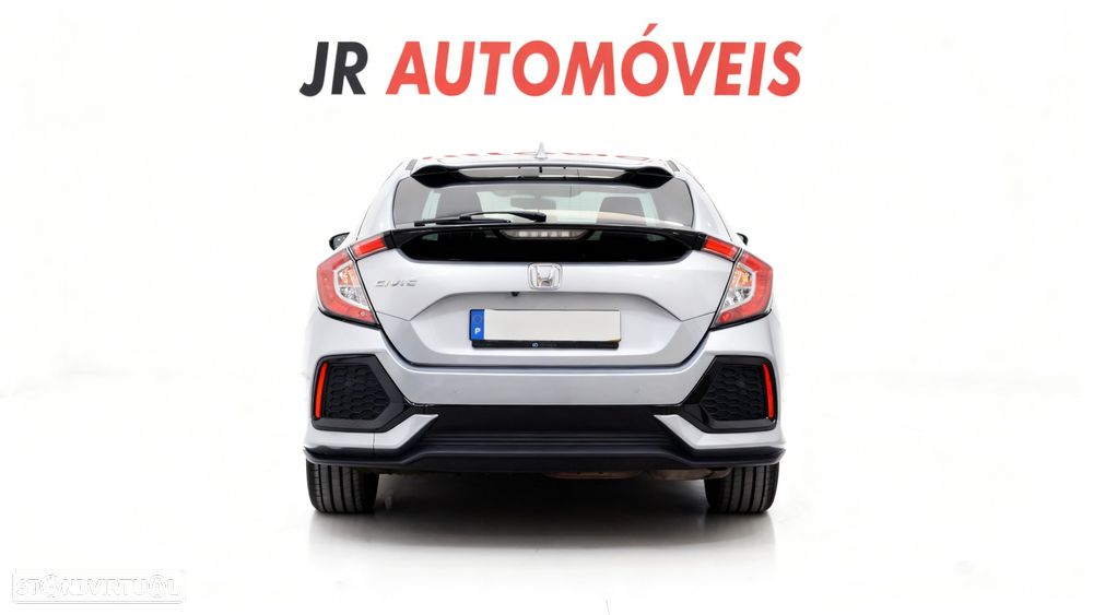 Honda Civic 1.0 i-VTEC Executive Premium CVT - 4