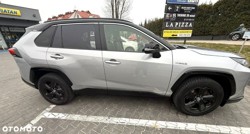 Toyota RAV4 - 2