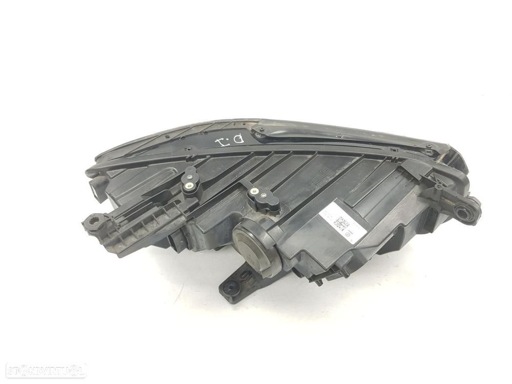 FAROL ESQUERDO VOLKSWAGEN PASSAT VARIANT CB5 - 2