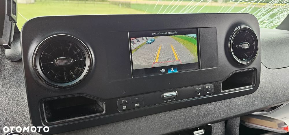 Mercedes-Benz Sprinter - 16