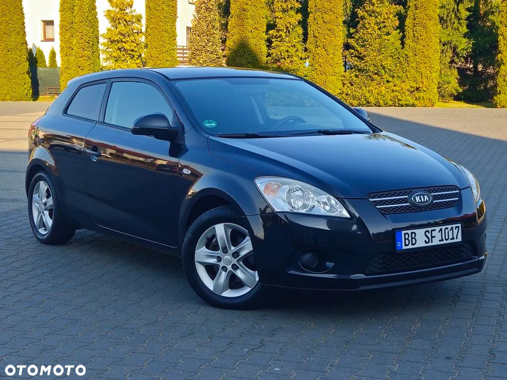 Kia ProCeed - 2