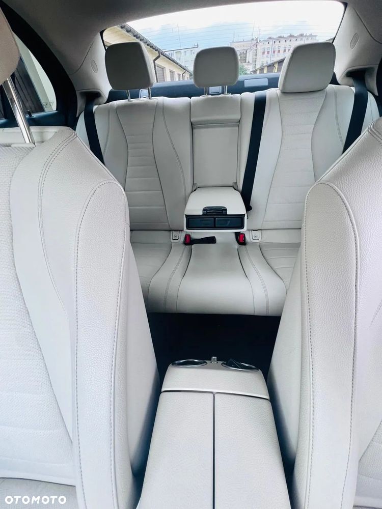Mercedes-Benz Klasa E 220 d 9G-TRONIC - 7